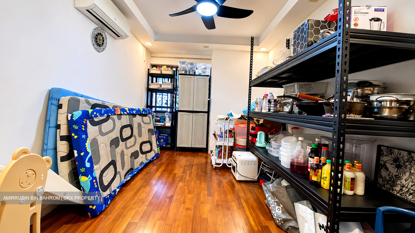 Blk 323 Woodlands Street 32 (Woodlands), HDB Executive #638332241